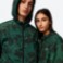 Εικόνα της Unisex Lacoste x Netflix Printed Jacket με Κουκούλα