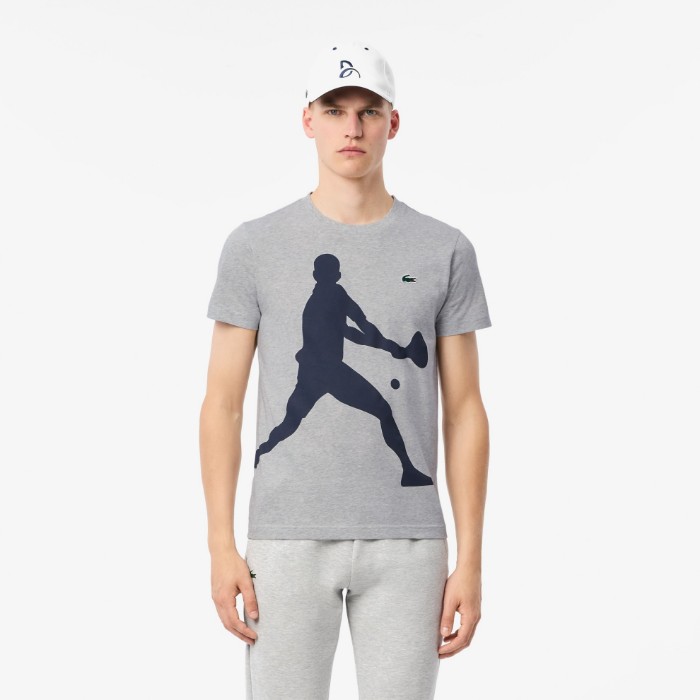 Εικόνα της Lacoste Tennis x Novak Djokovic Set με T-shirt & Καπέλο