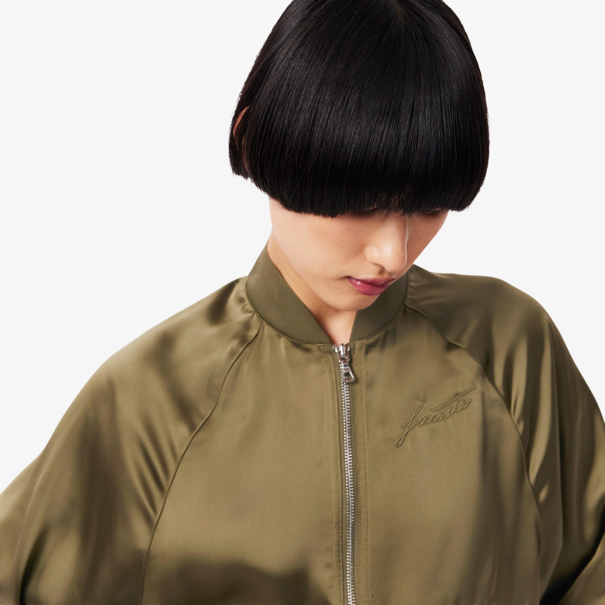 Εικόνα της Γυναικείο Oversized Embroidered Signature Σατέν Bomber Jacket