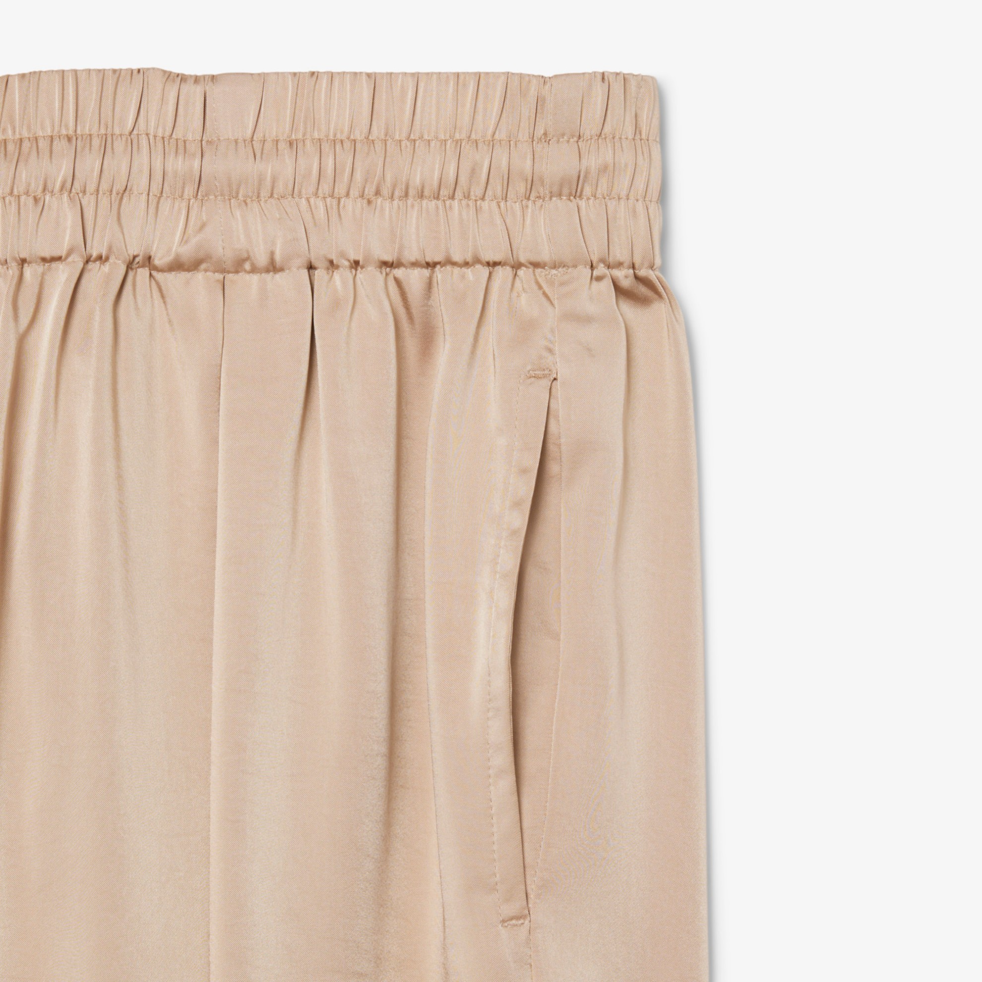 Εικόνα της Γυναικείο Oversized Σατέν Παντελόνι