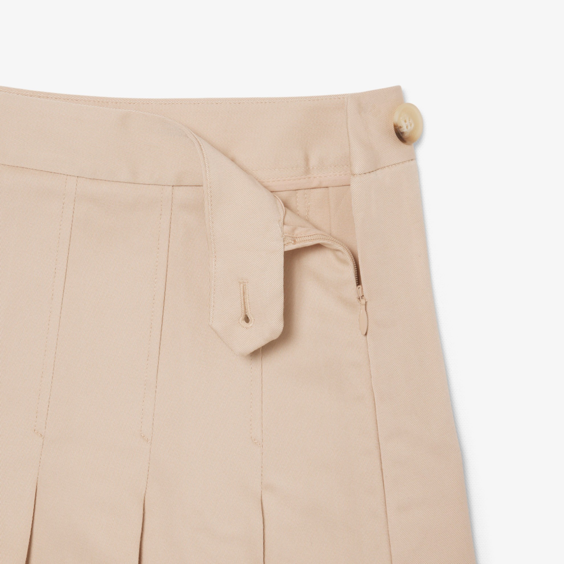 Εικόνα της Γυναικεία Κοντή Stretch Cotton Πλισέ Φούστα 